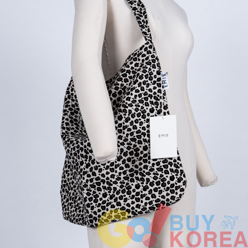 「EMIS」BEIGE LEOPARD ECO BAG(コーデュロイ) [ソン・ヘギョ, キムナヨン, テヨン着用]