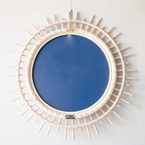 ヨン家具　韓国家具　お洒落インテリア　可愛い鏡　壁掛け鏡　ラタン　ミラー